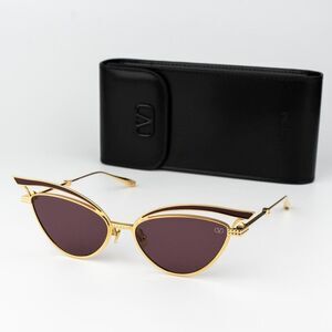 Valentino | Accessories | Valentino Women Sunglasses Black  display picture 1
